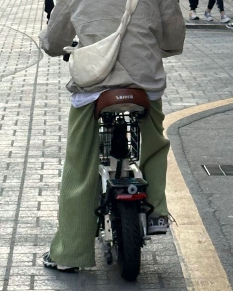 17158359740161.jpg